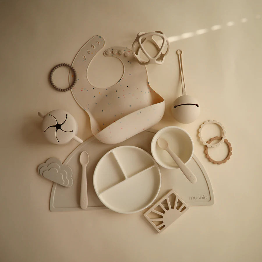 Mushie - Pacifier Case Shifting Sand