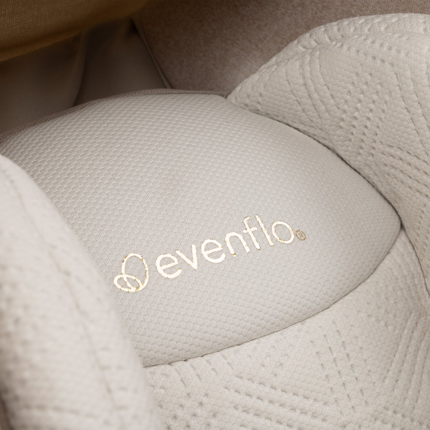 Evenflo - Shyft DualRide with Carryall Storage Infant Car Seat and Stroller Combo with Green & Gentle Fabric - Champagne