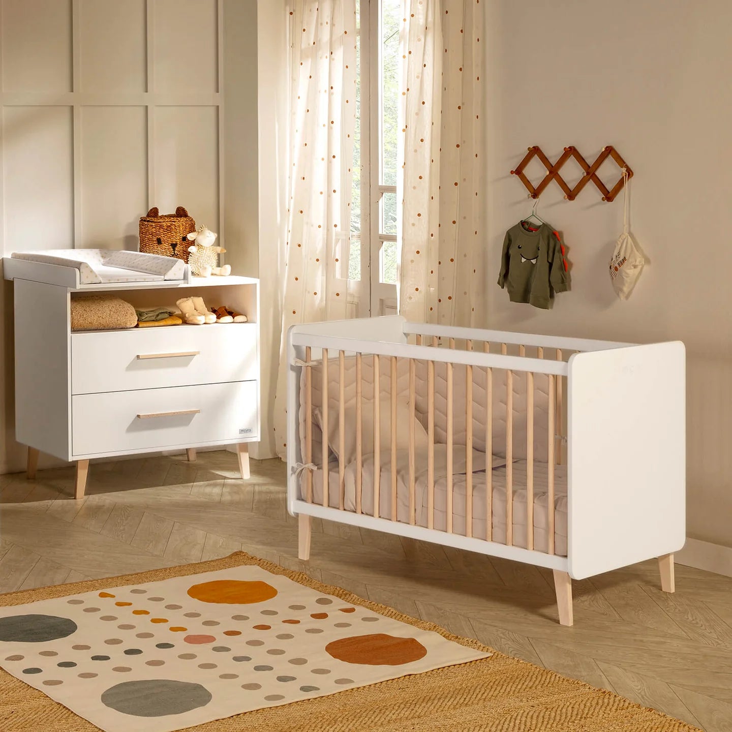 Micuna - Big Trevi Crib with Chest of Drawers Set