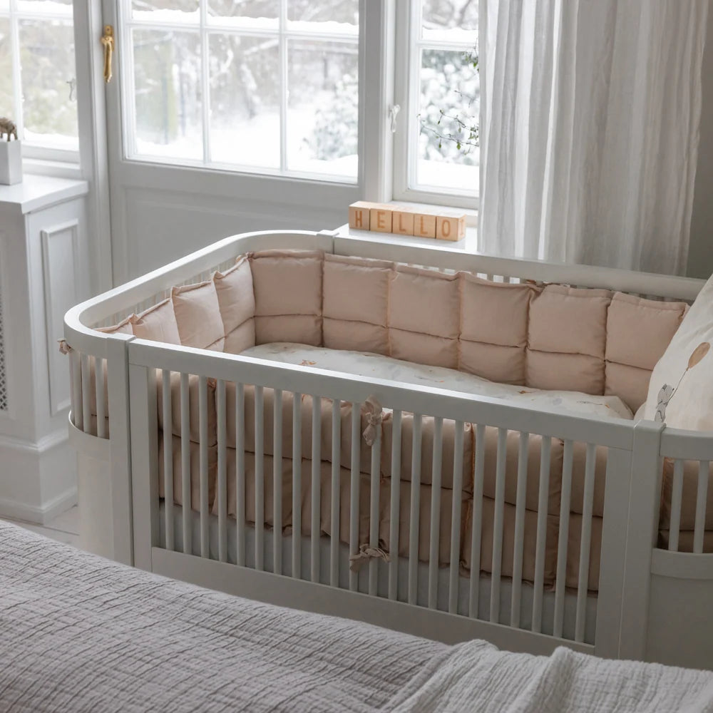 Sebra - Baby Bumper, kapok, Birchbark Rose