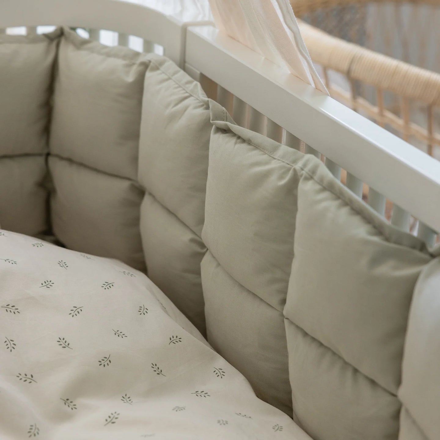 Sebra - Baby Bumper Kapok - Mist Green