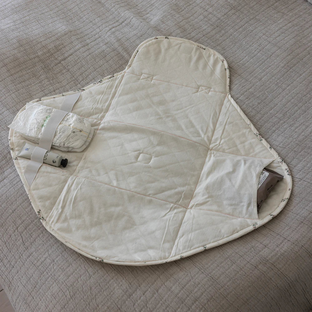 Sebra - On-the-go Changing mat, Powder Blossom
