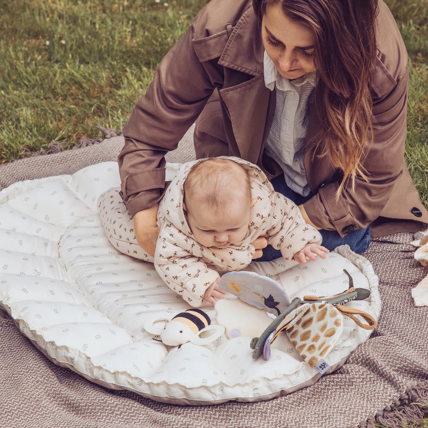 Sebra - 3-in-1 Baby Nest - Sophora Leaves