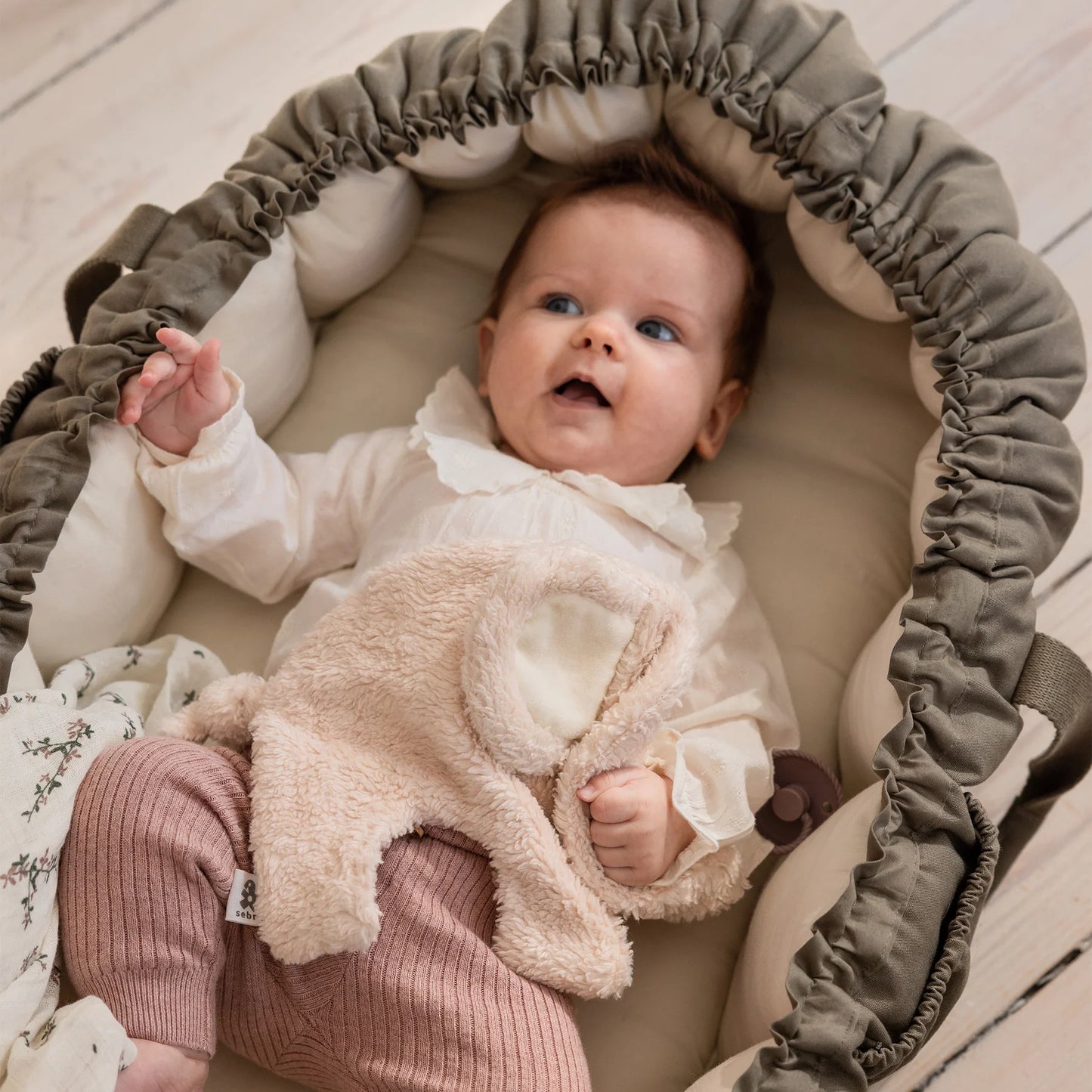 Sebra - 3-in-1 Baby Nest - Dark Olive