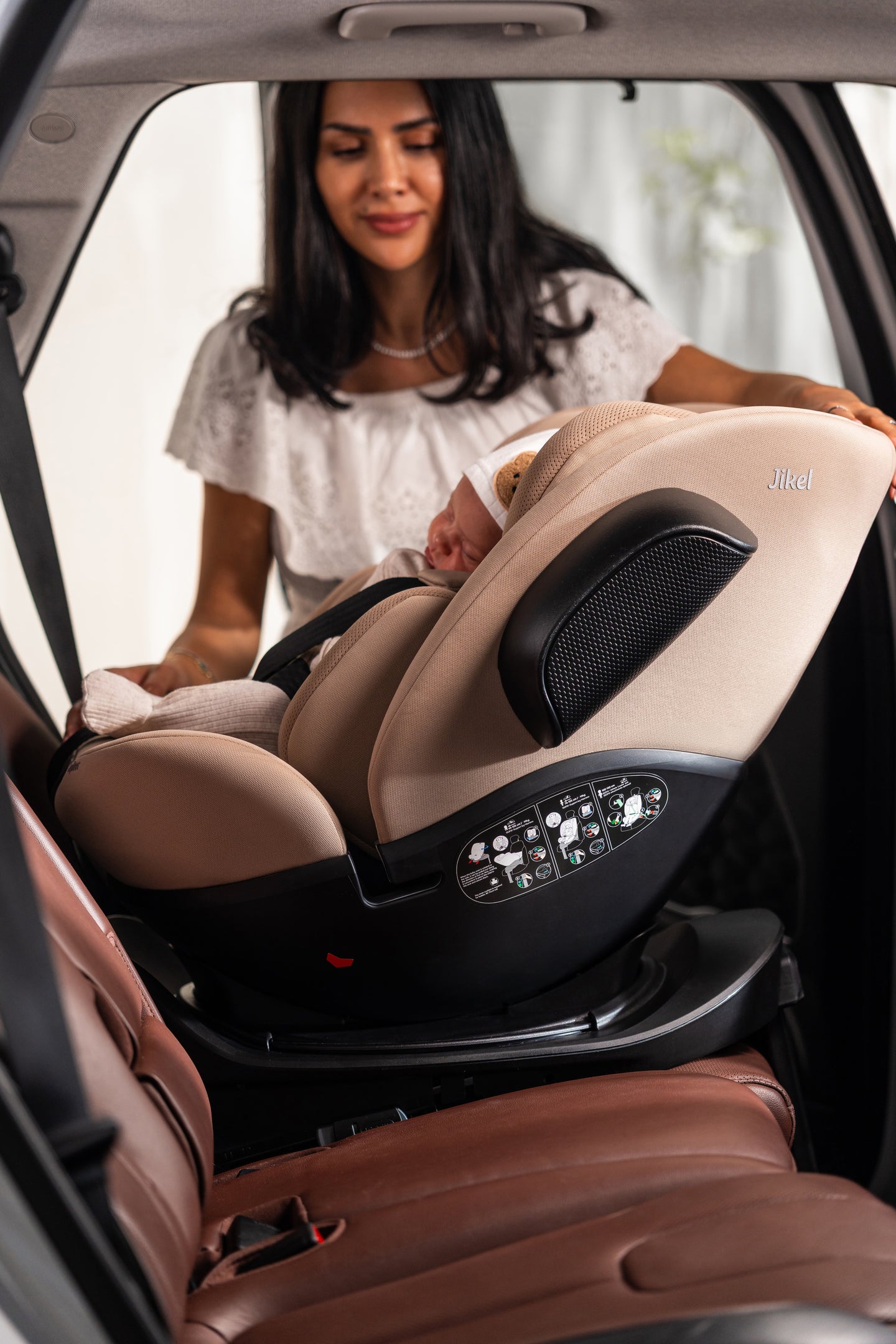 Jikel - Jupiter 360° Slide-Out Car Seat – Urban Black