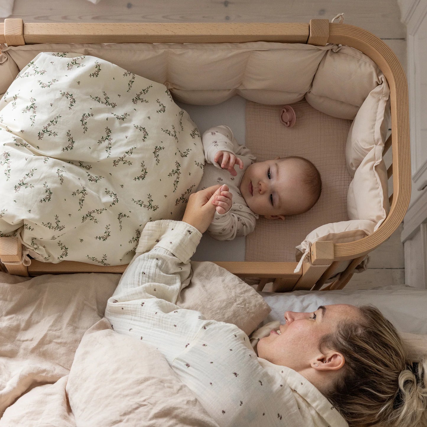 Sebra - Bedside Crib, Wooden Edition