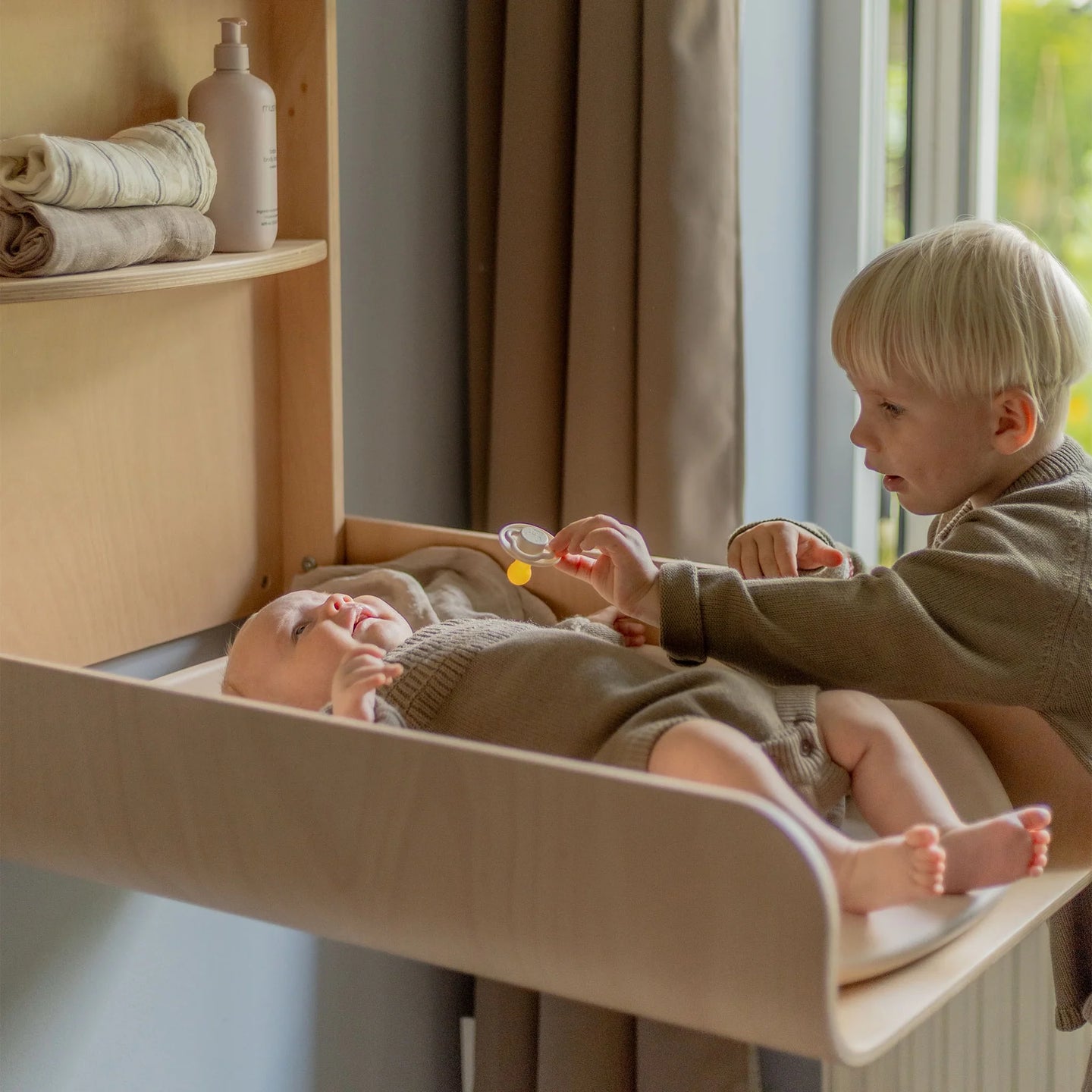 Sebra - Wall mounted Changing Table - Wood