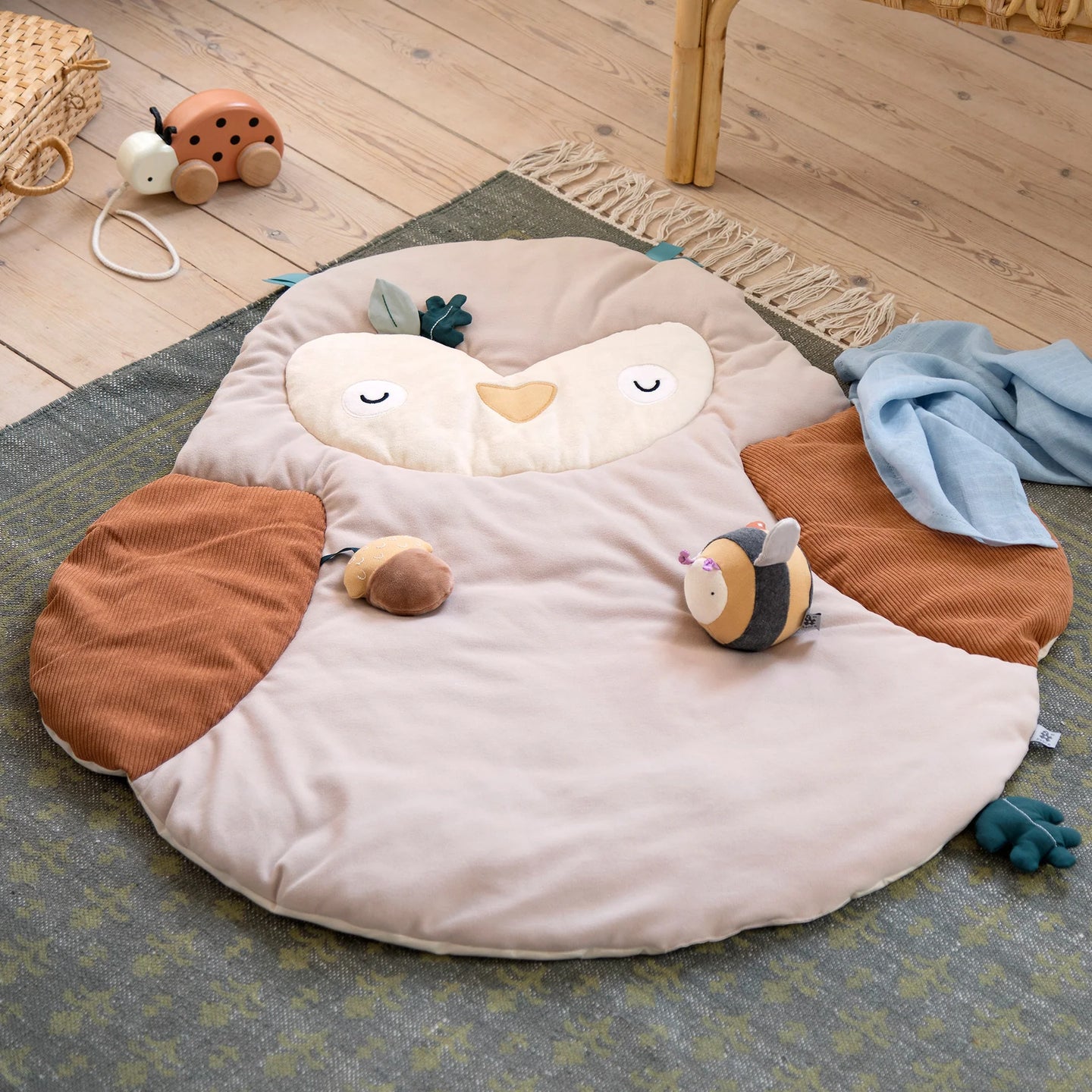 Sebra - Activity play mat - Blinky the owl