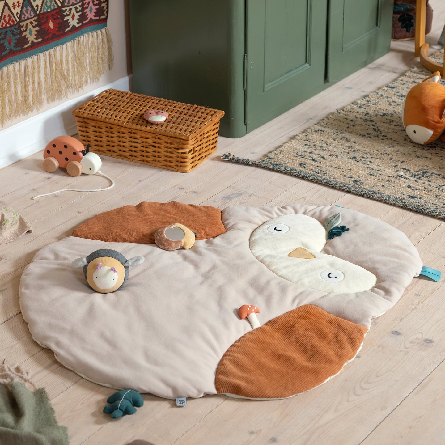 Sebra - Activity play mat - Blinky the owl