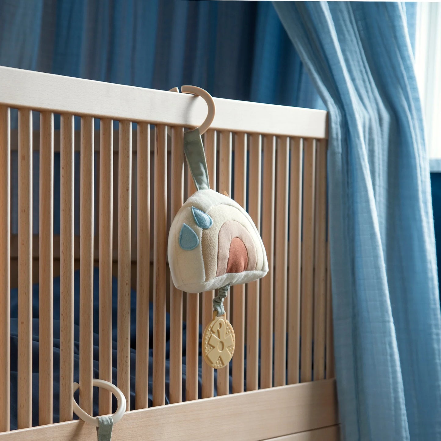 Sebra - Musical pull toy, rainbow