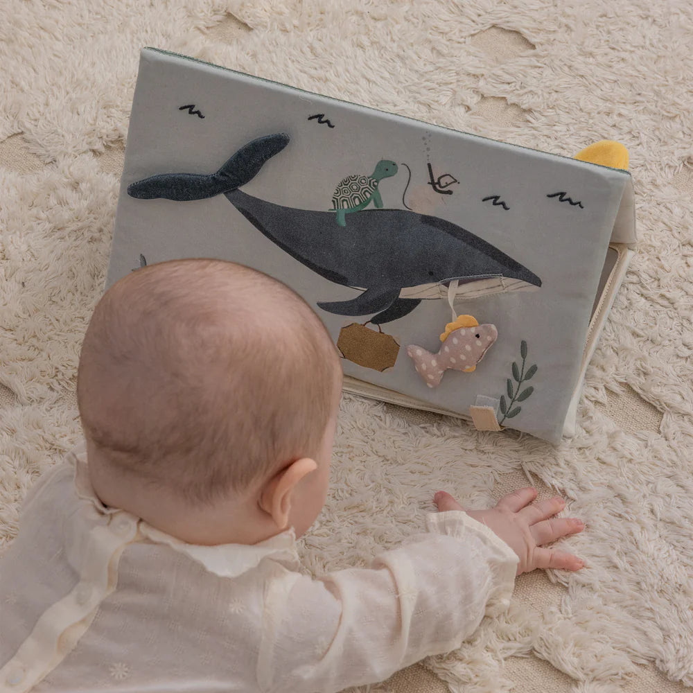 Sebra - Fold-Out Tummy time triangle - World of Sebra