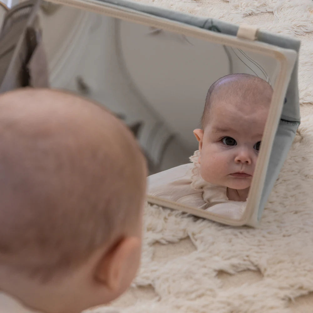 Sebra - Fold-Out Tummy time triangle - World of Sebra