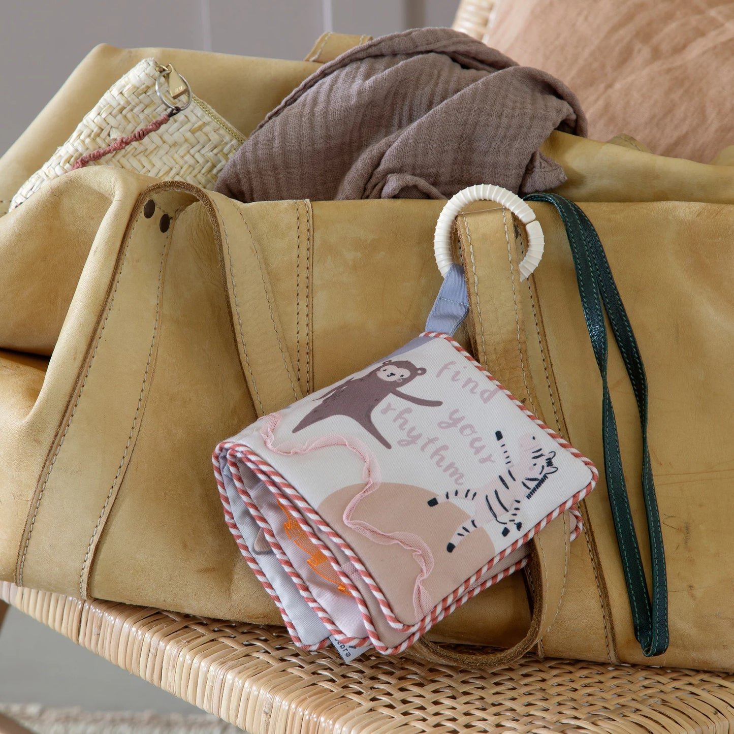 Sebra - Activity book, soft, Teeny Toes