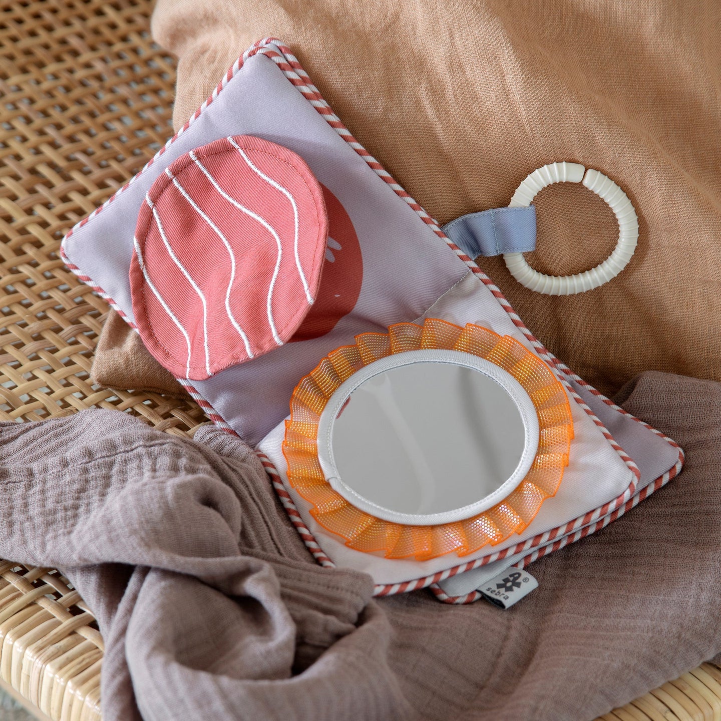 Sebra - Activity book, soft, Teeny Toes