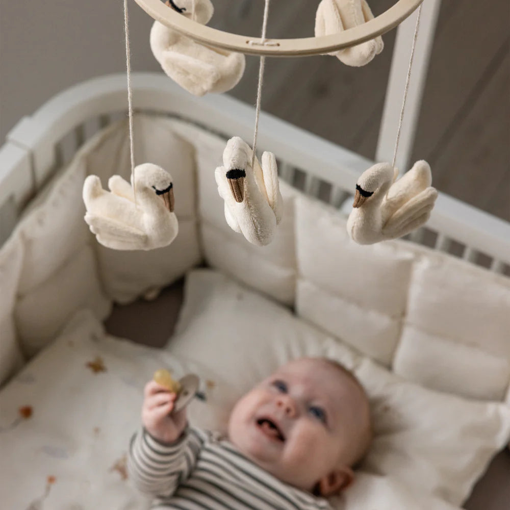 Sebra - Baby mobile, Swans