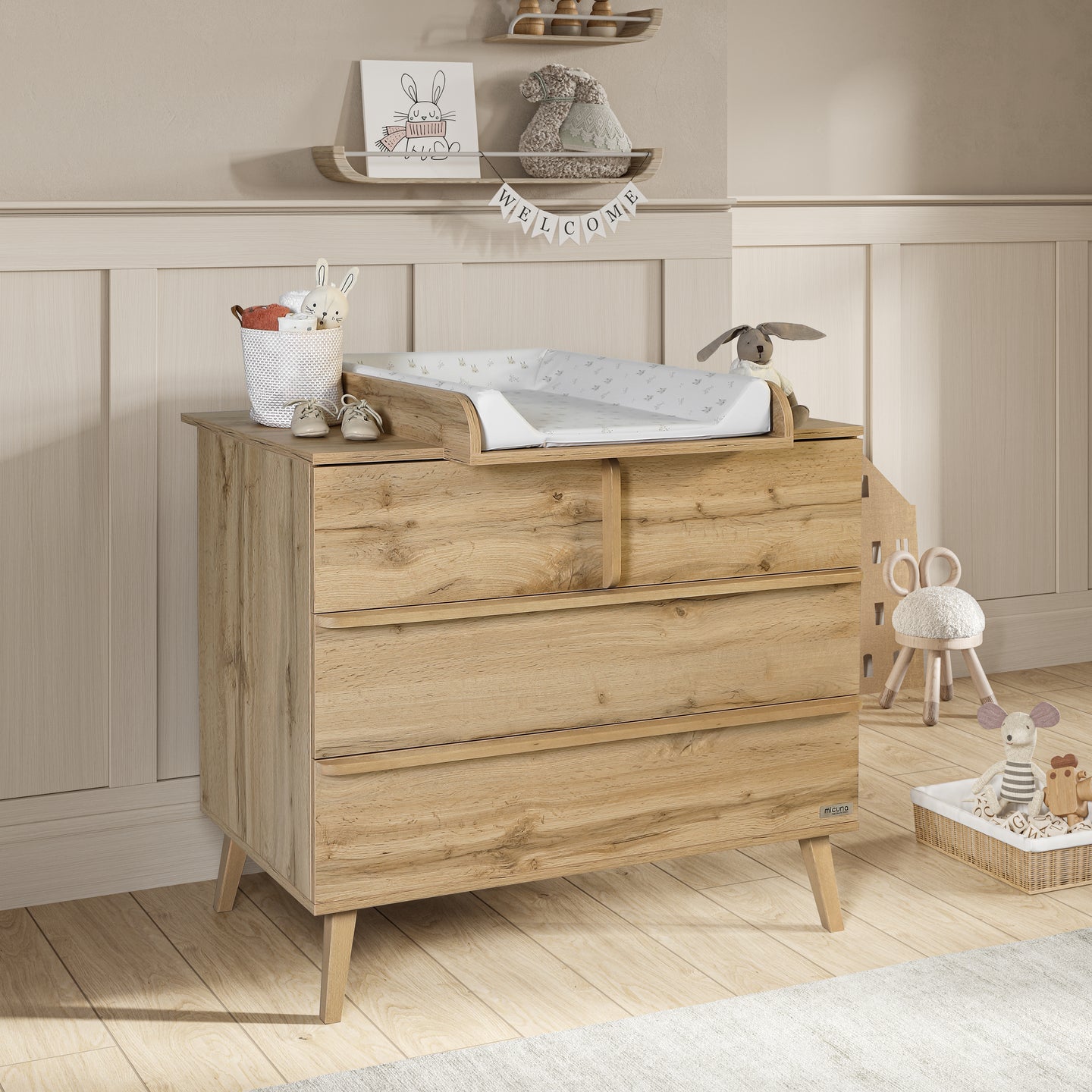 MICUNA - MARTHA CHEST OF DRAWERS CO-1966 OAK