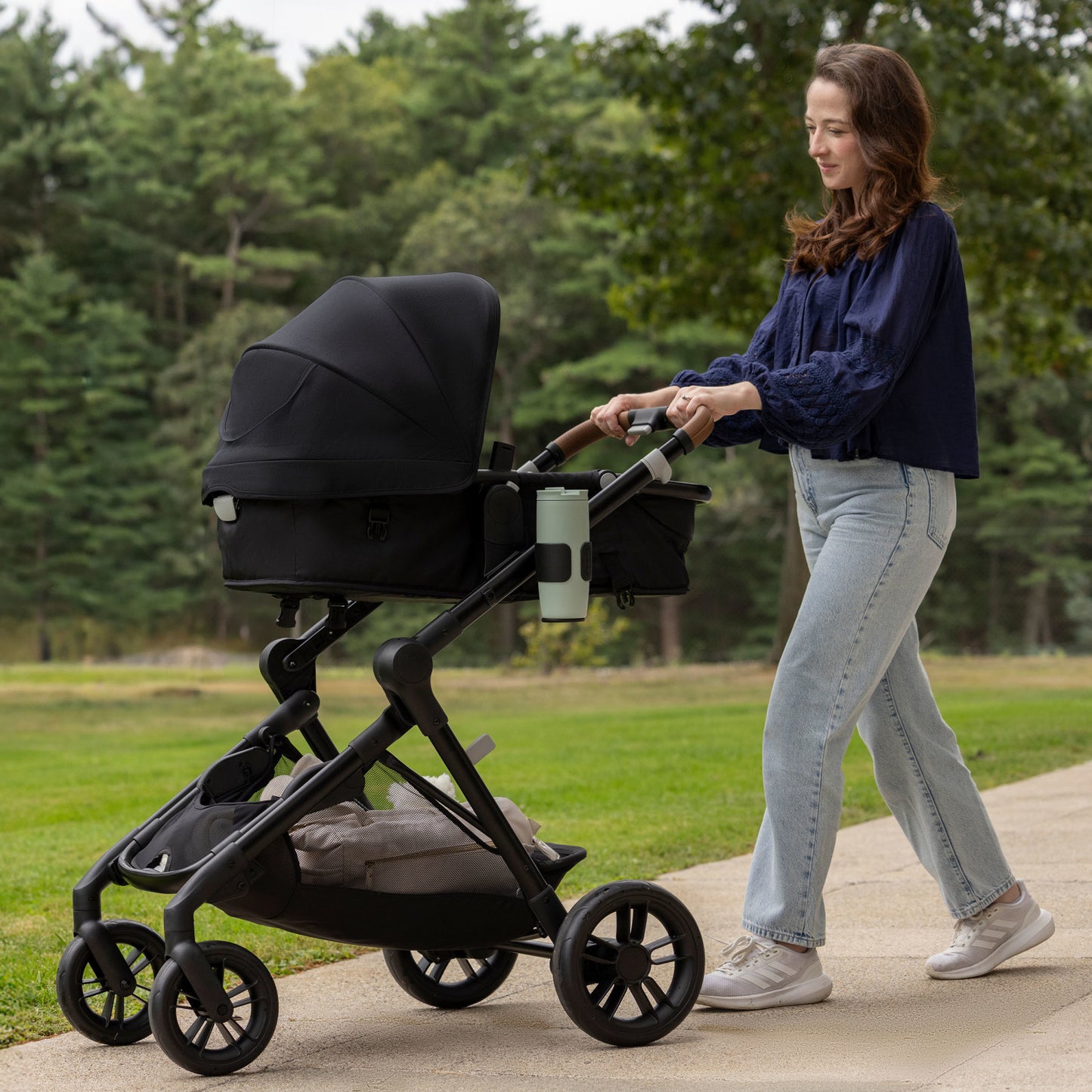 Evenflo - Pivot Xpand NXT Travel System - Coal Black