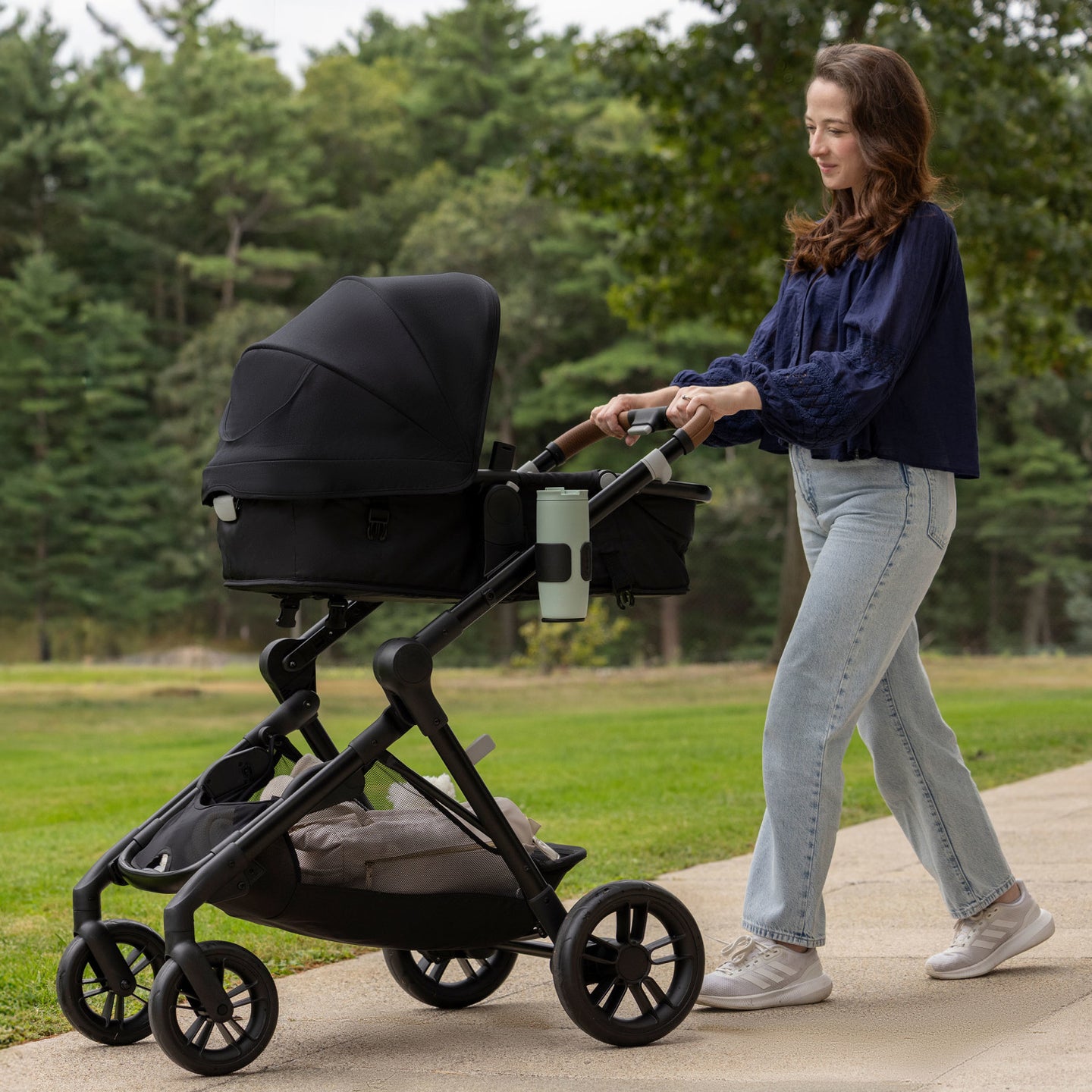 Evenflo - Pivot Xpand NXT Travel System - Coal Black