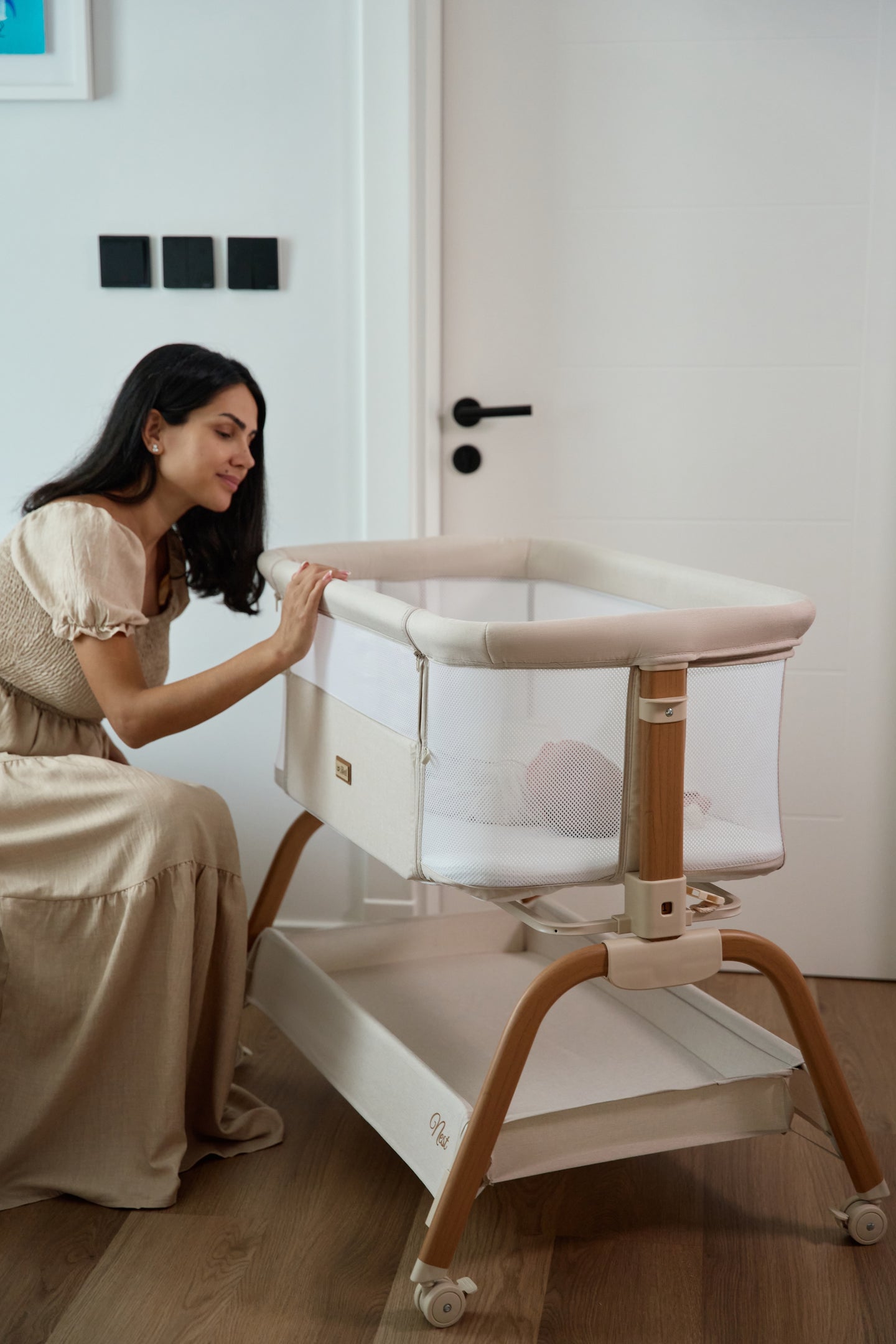 Jikel - Nest Co-sleeper Bedside Crib - Soft Beige