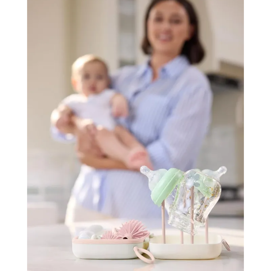 Momcozy - 7in1 Travel Baby Bottle Claning Brush and Rack Set - Pink