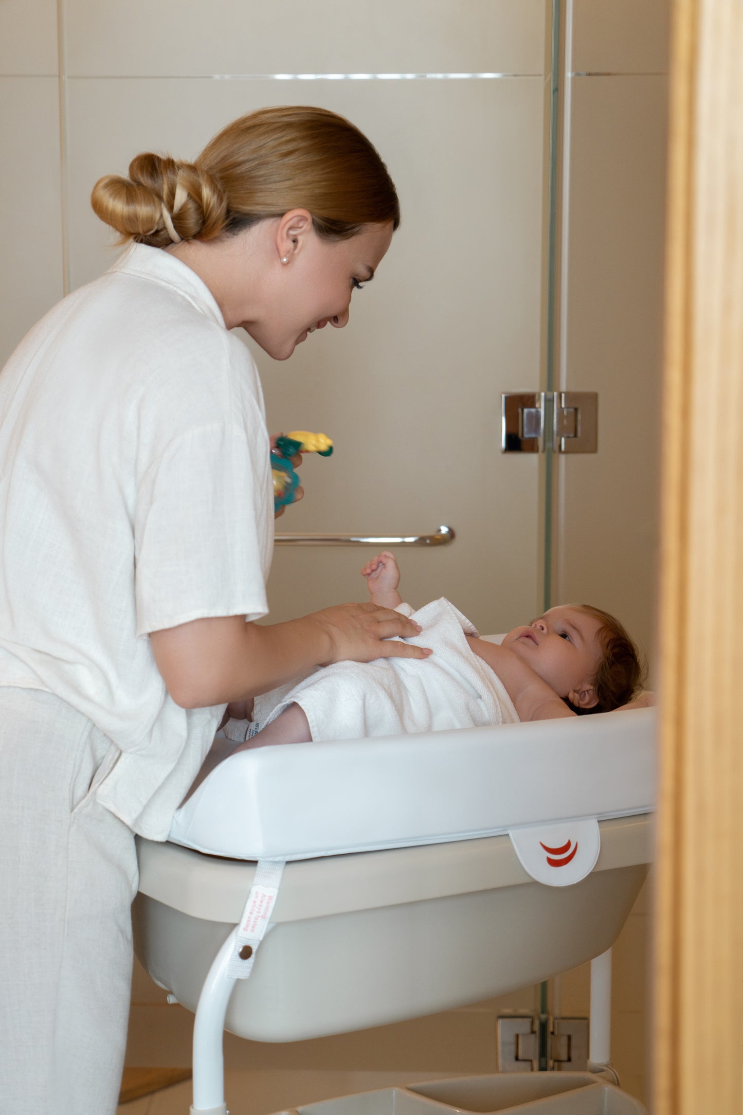 Jikel - Ripple Bath & Changing Table - Grey