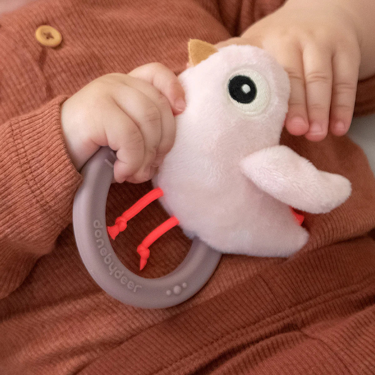 Done By Deer - Sensory Rattle W/Teether Birdee Powder