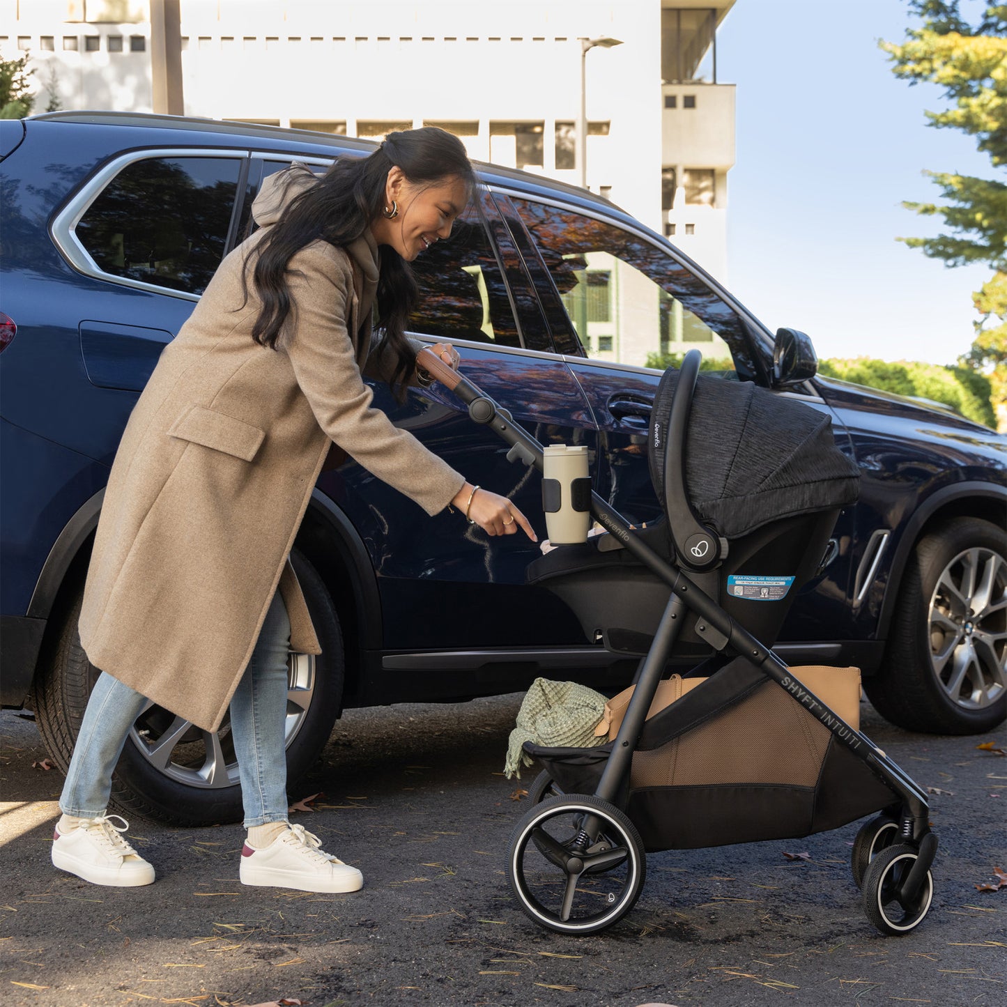 Evenflo -  Shyft Intuiti Travel System with Revolve180 LiteMax NXT Rotational Infant Car Seat - Fossil Gray