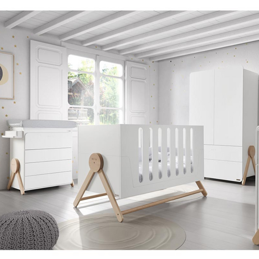 Micuna - Swing Cot 120 x 60 cm Crib with Changing Table and Wardrobe