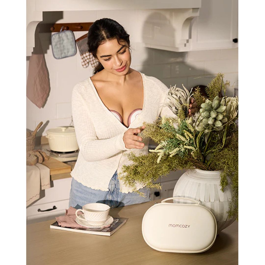 Momcozy - Mobile Flow Hands - Free Double Breast Pump M6 - Maroon