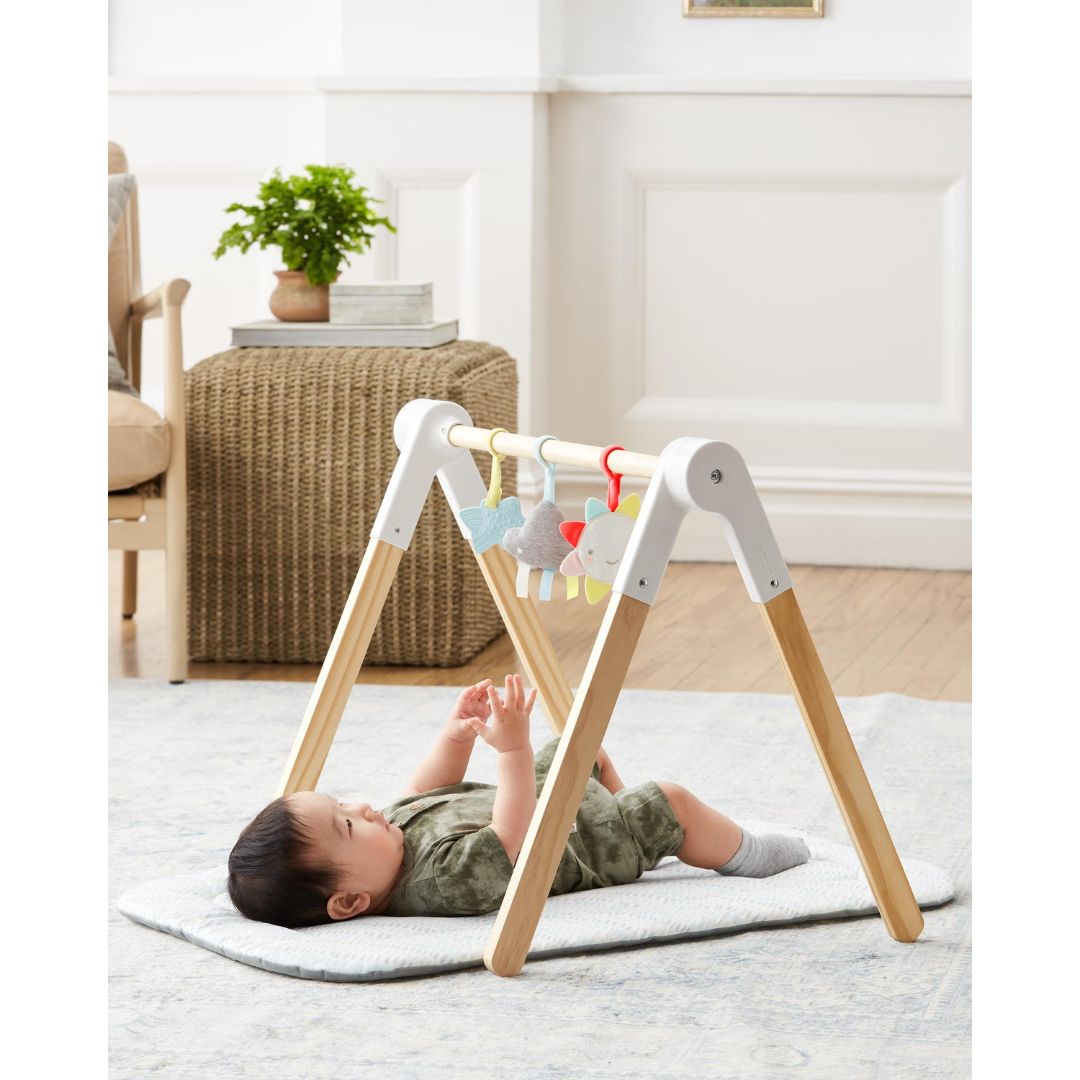 Skip Hop - Silver Lining Cloud Wooden Activity Gym