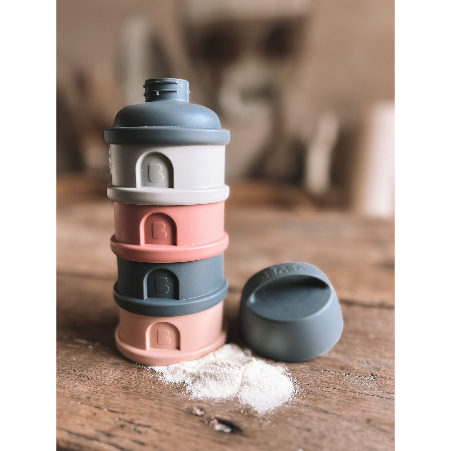 Beaba - 4 Compartments Formula Milk Container - Grey/Pink