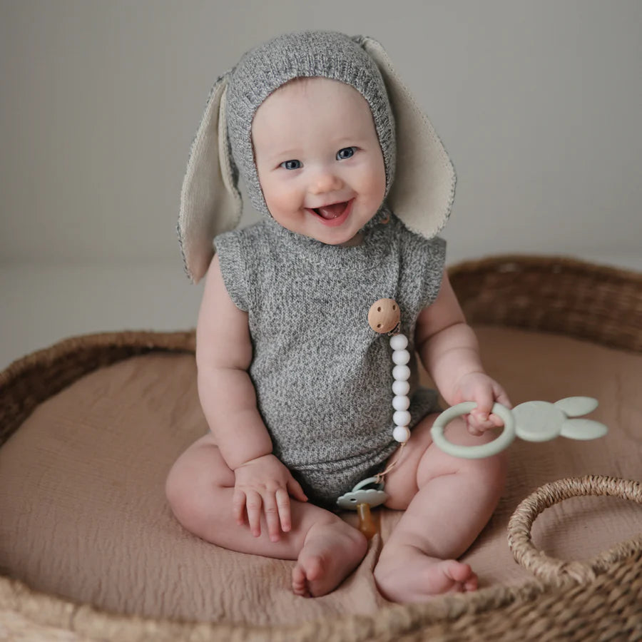 Mushie - Teether Bunny Sage